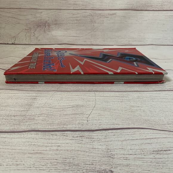 Ripley's Believe It or Not Book Strikingly True 2011 Edition - Picture 3 of 13